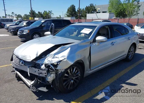 2015 Lexus Ls 460 L z USA, uszkodzony, nr VIN JTHGL5EF7F5055832